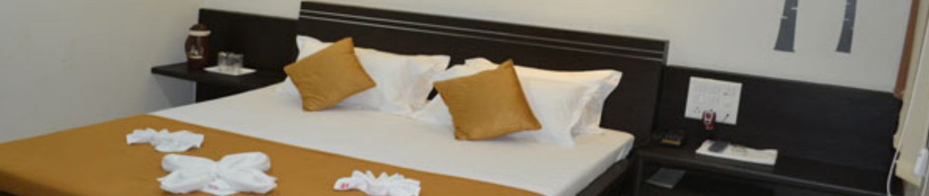Hotel Jash Palace banner