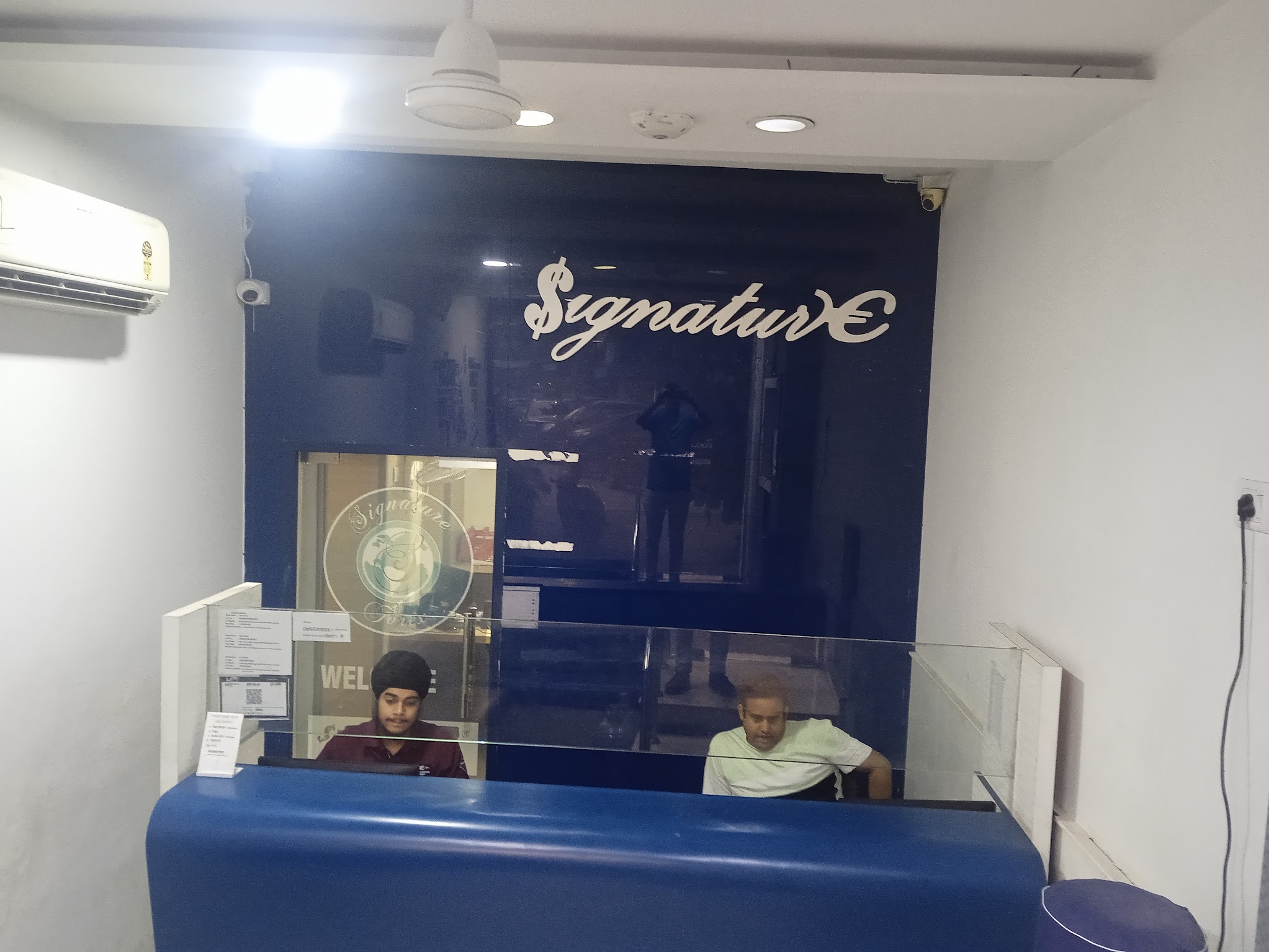 Signature Forex - Business Consulting photo 2